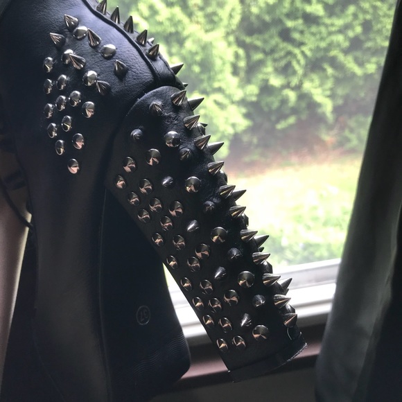 Shoes - Black spiked heels